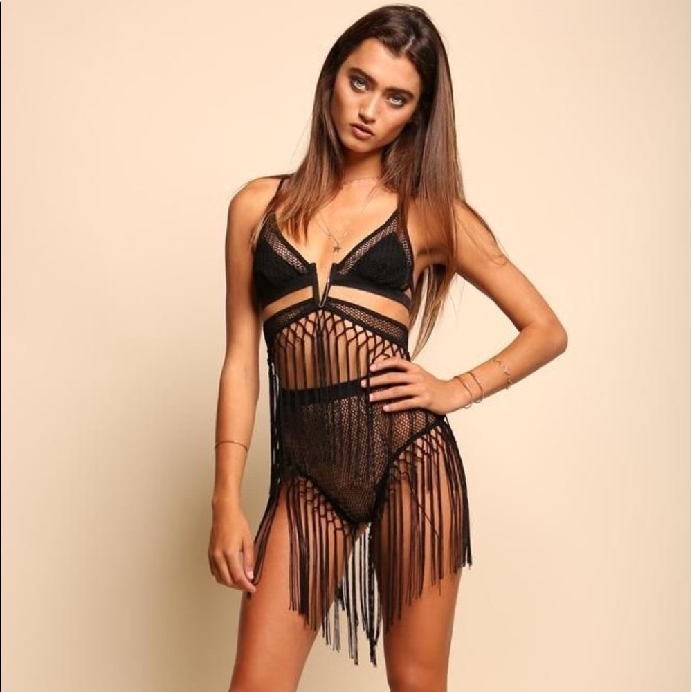 EastNWest Label Verona Bralette & Shorts Set